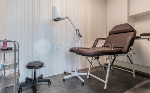 Grand Stone в студии маникюра и макияжа КЛЁВО - 3